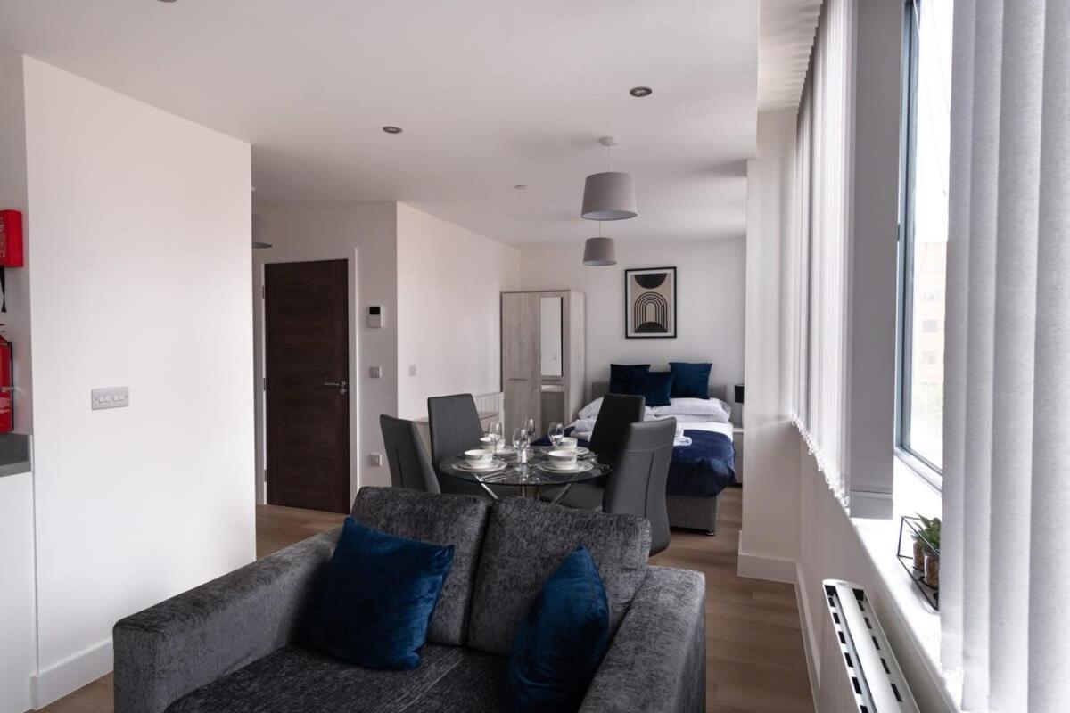 Stay Zeni, Alexandra Rise Manchester Smart Studio Экстерьер фото